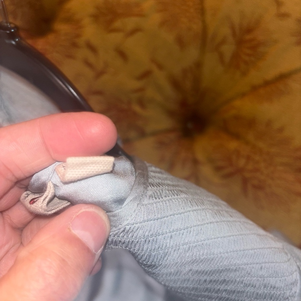 Dolan Ruffle Top - Picture 5 of 6